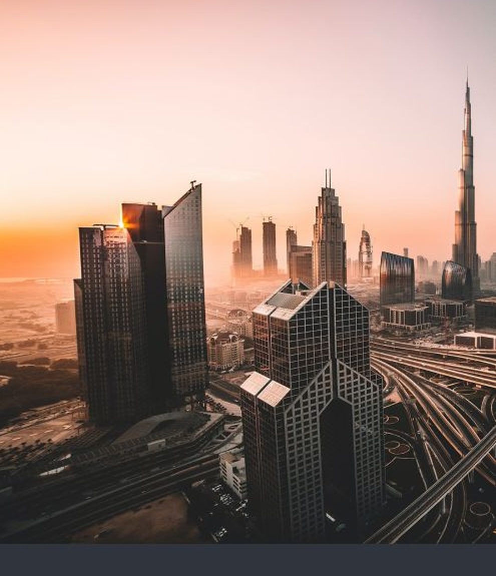 أفق دبي عند الغروب